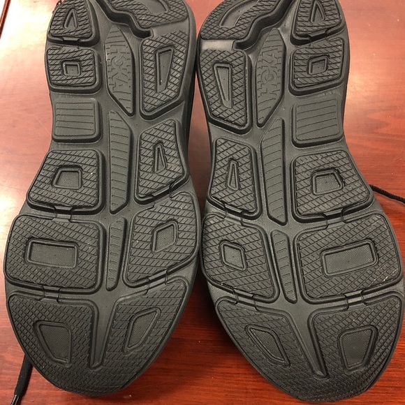 Women’s Sz 10.5 Hoka Bondi 9 Black Running Shoes - Picture 5 of 6